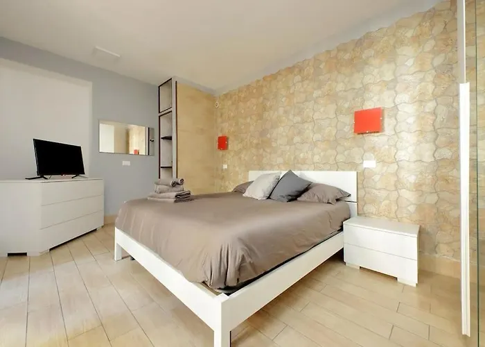 Apartment Spacious Vatican Flat With Courtyard